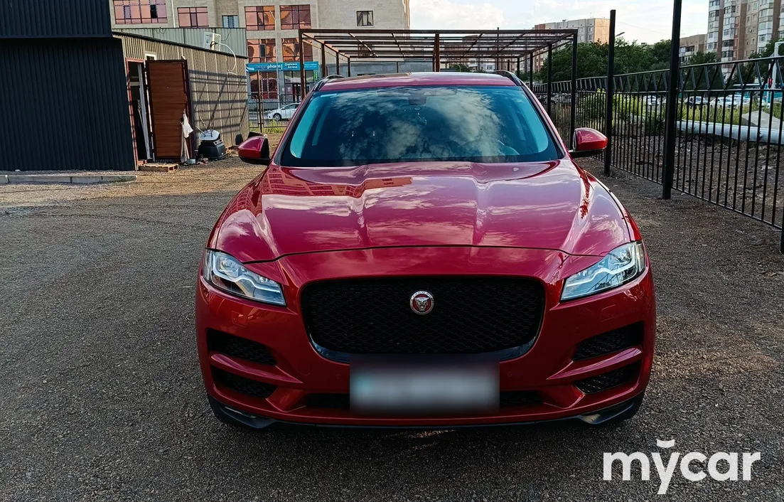 Jaguar F-Pace 2017