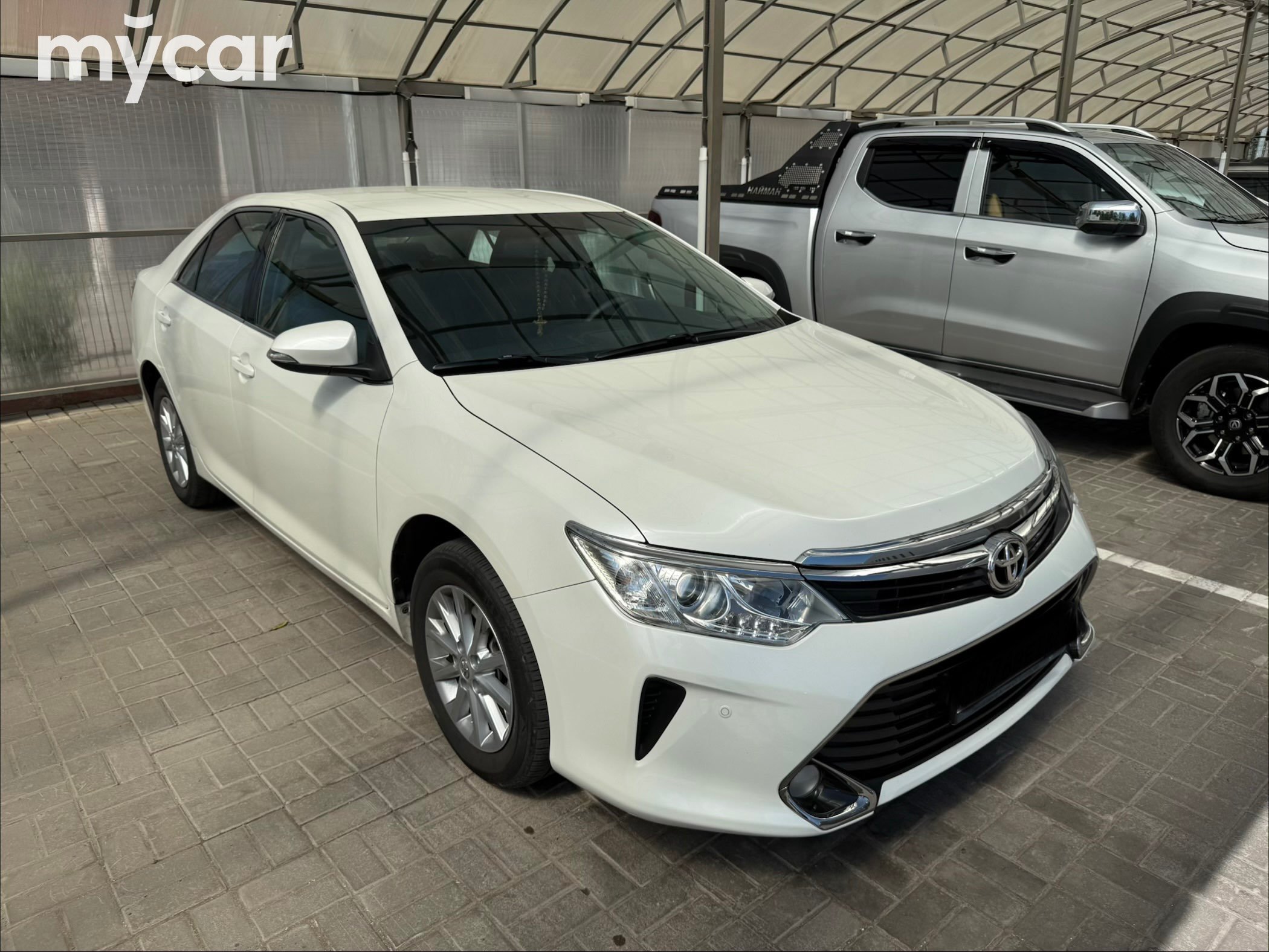 Toyota Camry 2016
