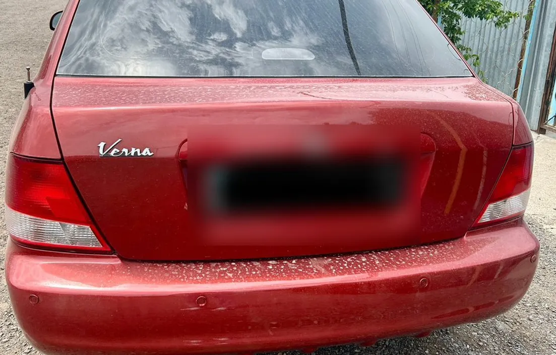 Hyundai Verna 2002