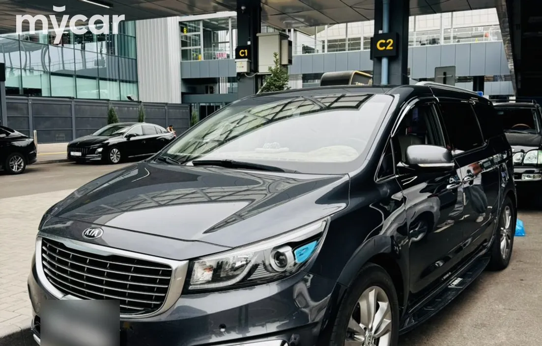 Kia Carnival 2016