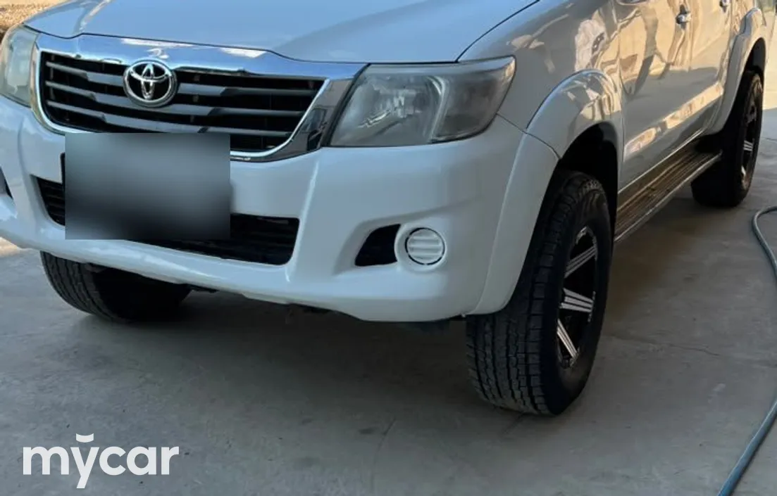 Toyota Hilux 2013