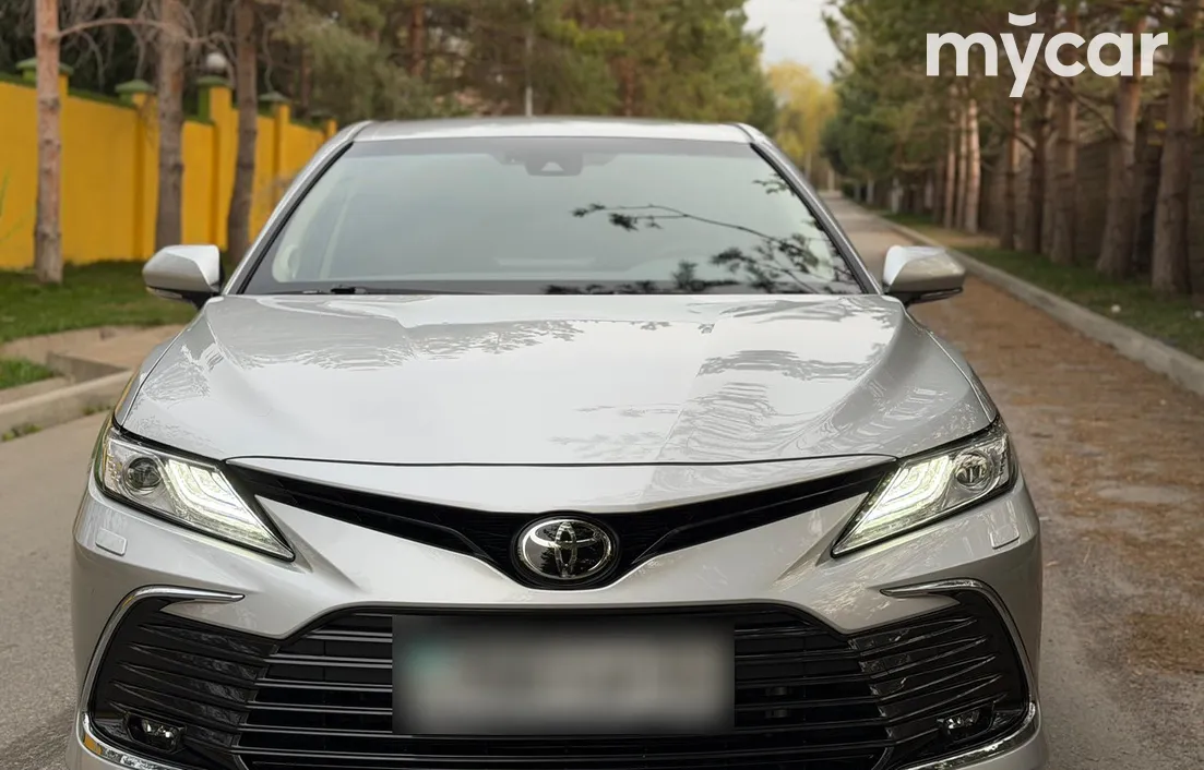 Toyota Camry 2023