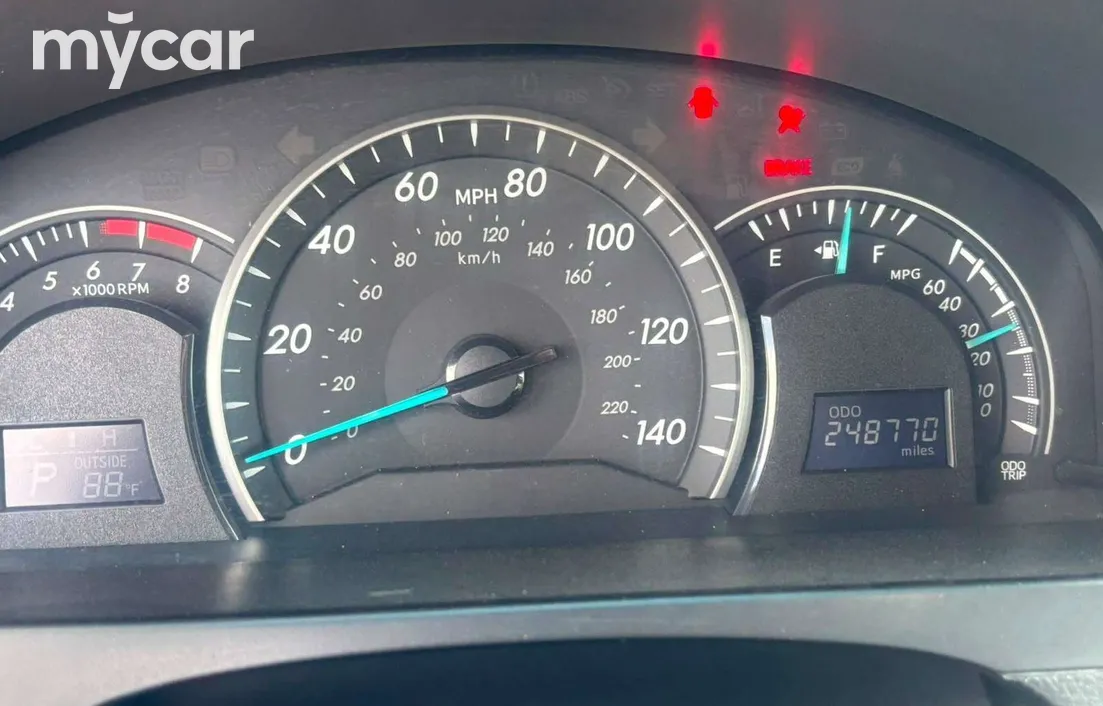 Toyota Camry 2012