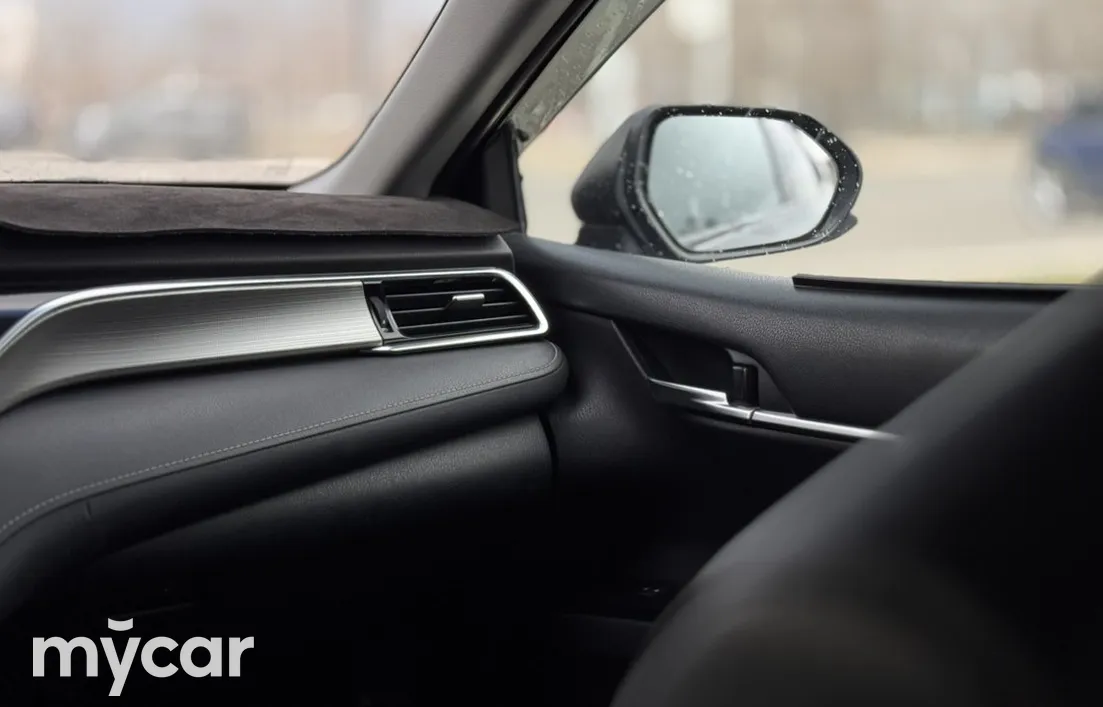 Toyota Camry 2018