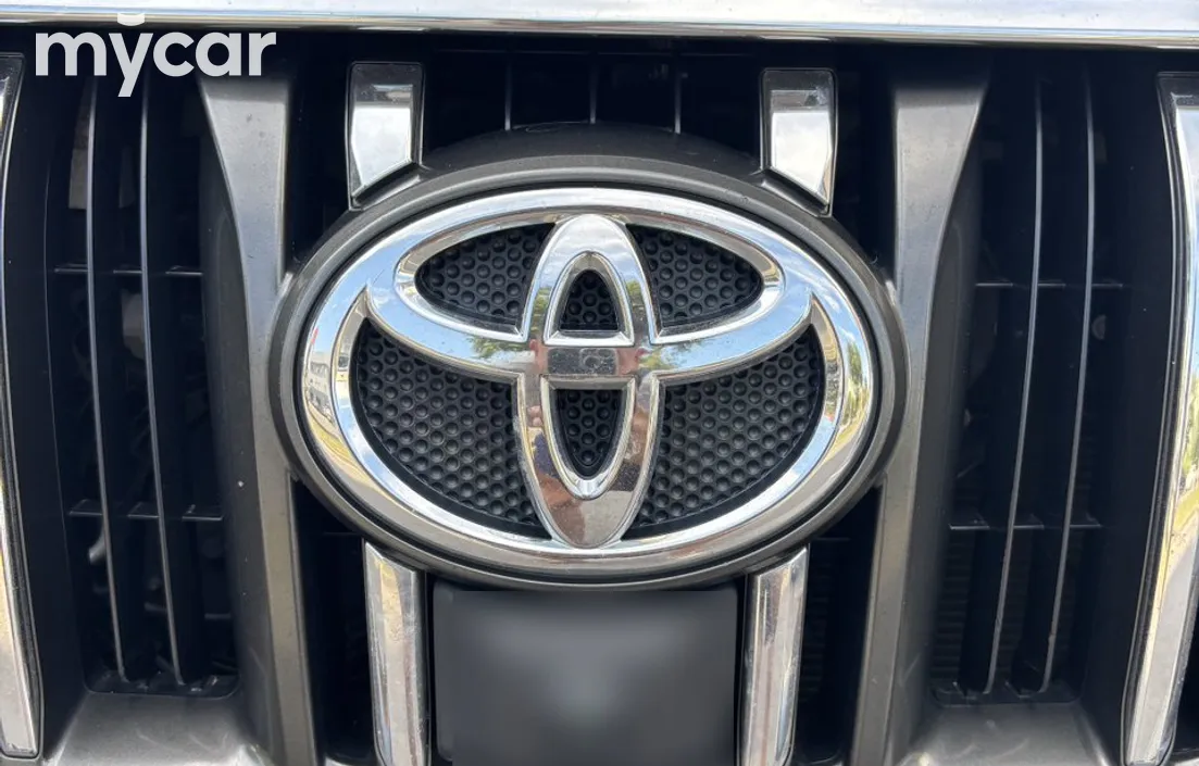Toyota Land Cruiser Prado 2012
