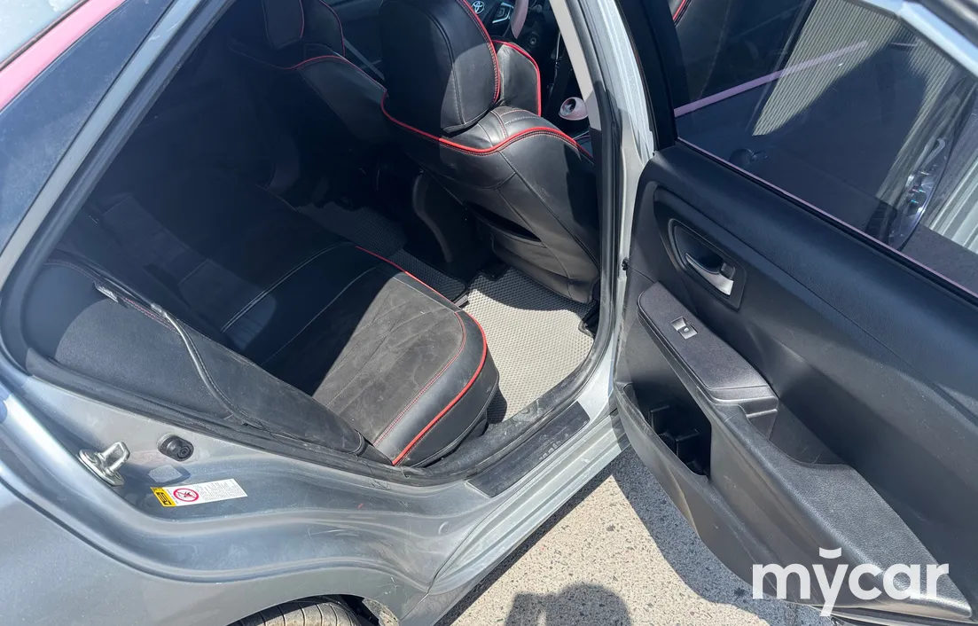 Toyota Camry 2015