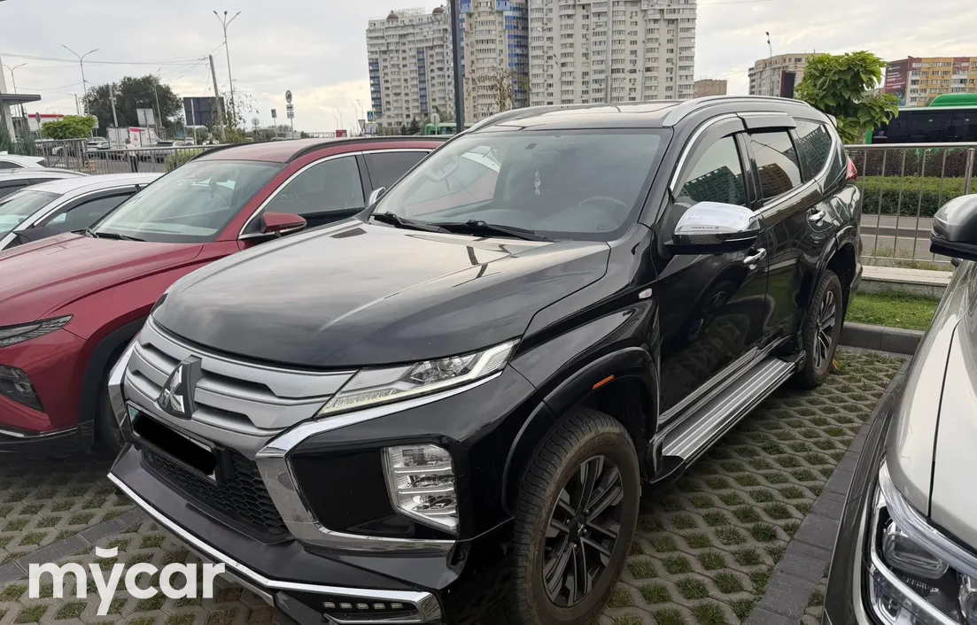 Mitsubishi Montero Sport 2022