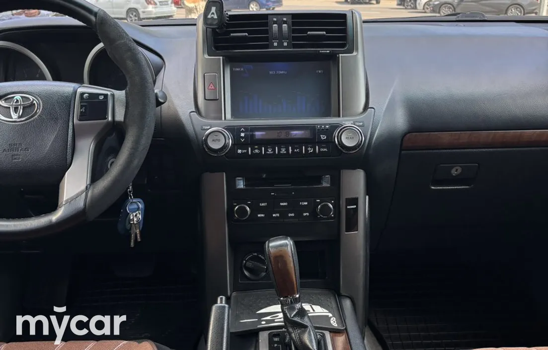 Toyota Land Cruiser Prado 2012