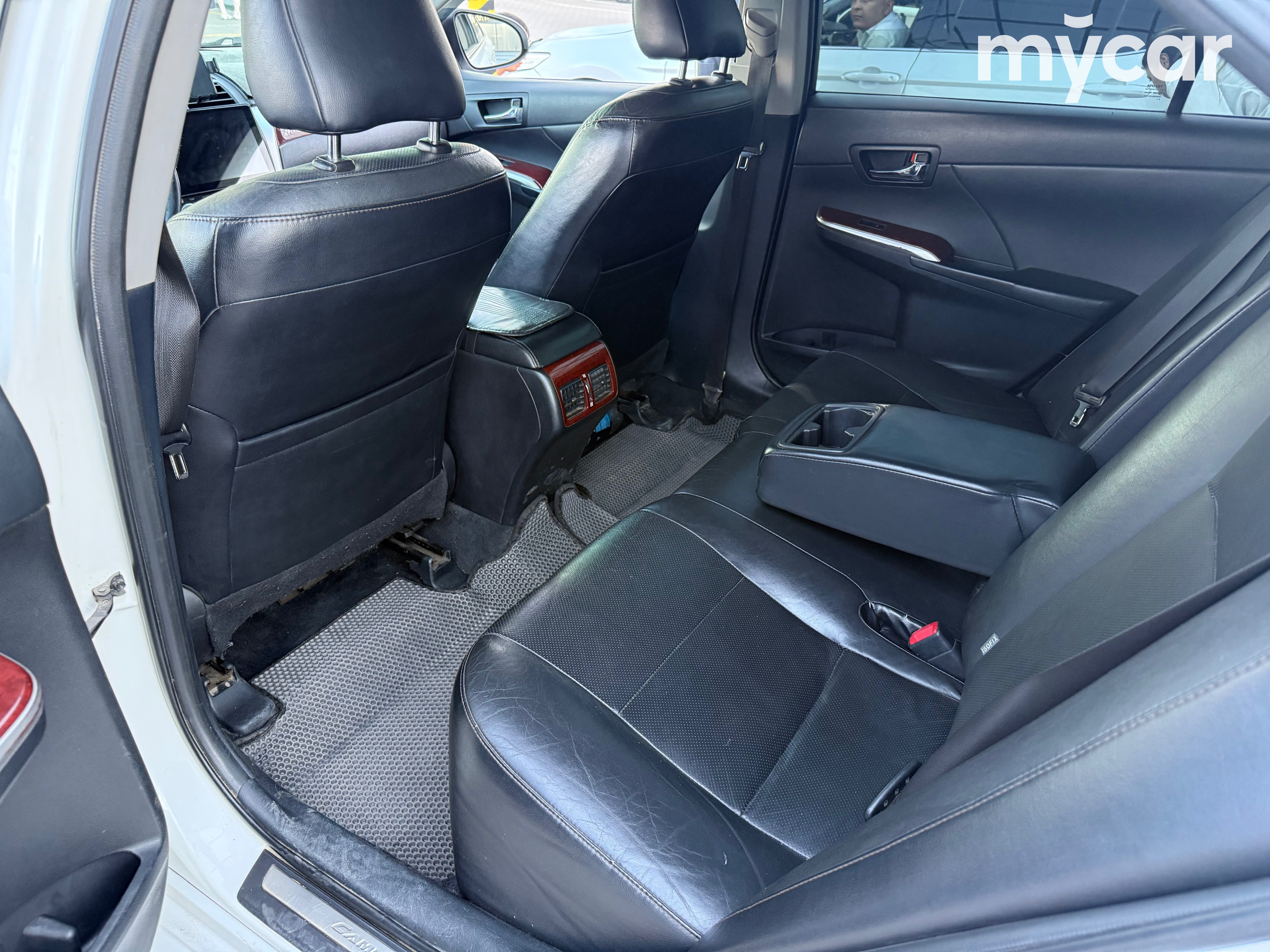 Toyota Camry 2014