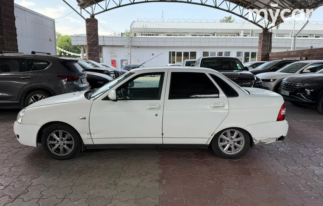 LADA Priora 2014