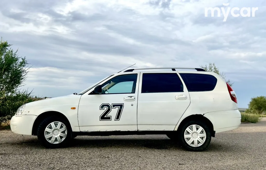 LADA Priora 2012
