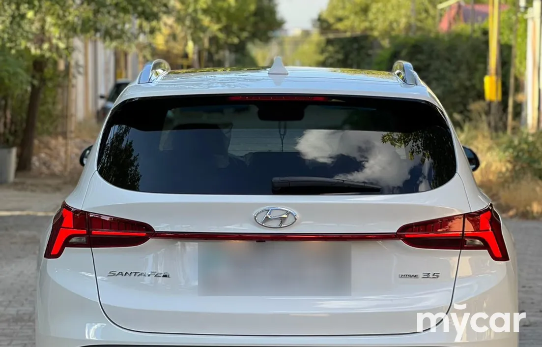Hyundai Santa Fe 2023
