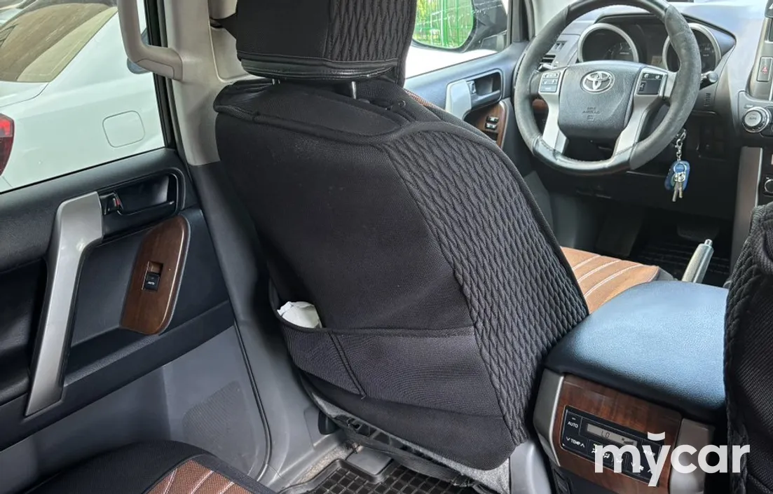 Toyota Land Cruiser Prado 2012