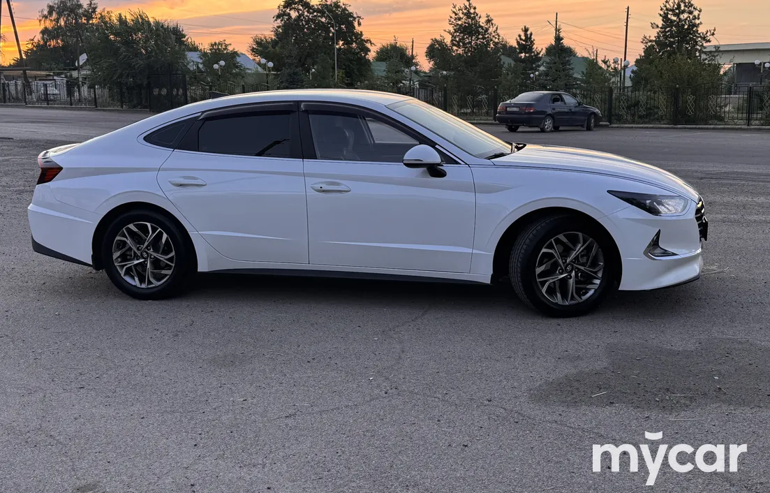Hyundai Sonata 2020