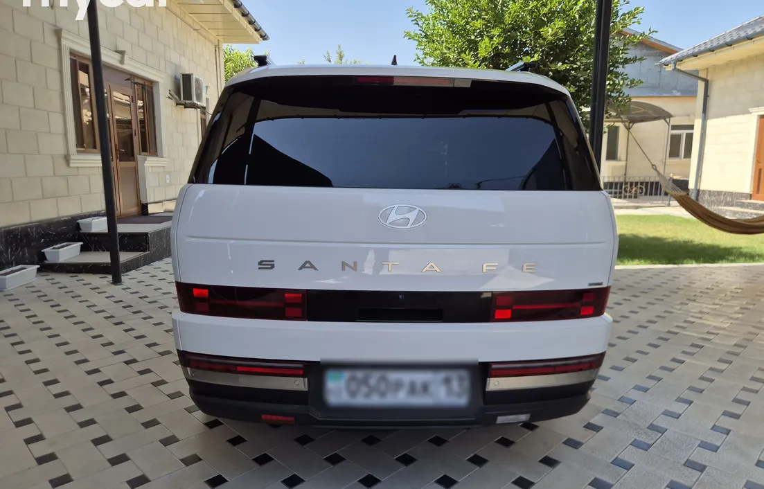 Hyundai Santa Fe 2025