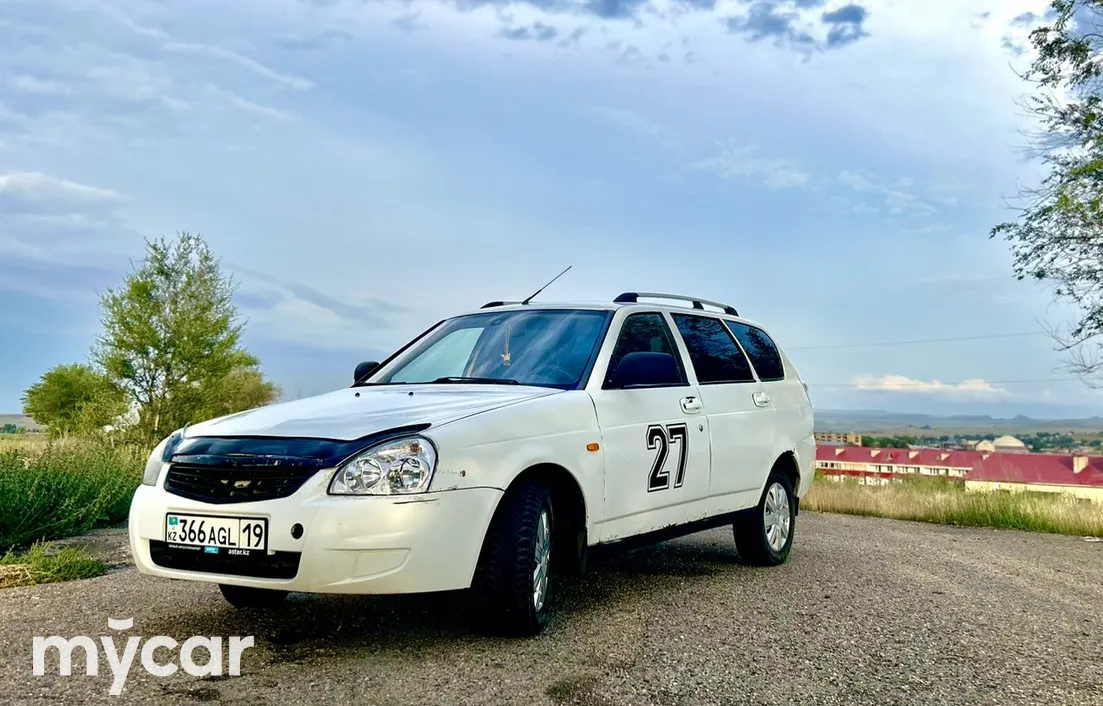 LADA Priora 2012