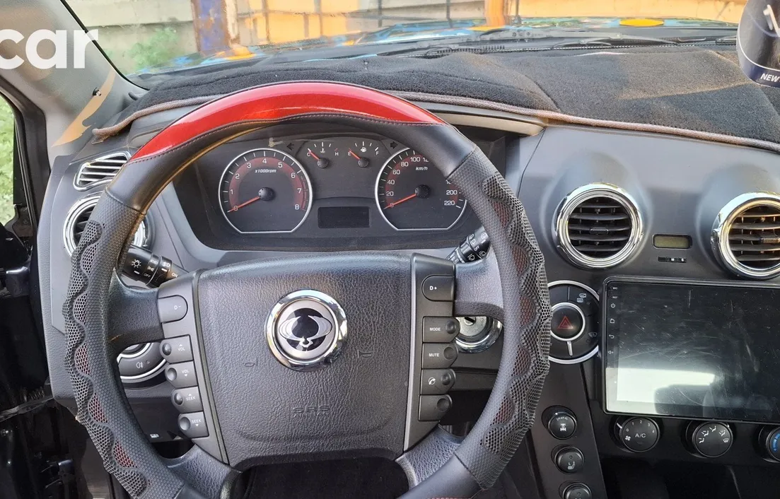 SsangYong Nomad 2015