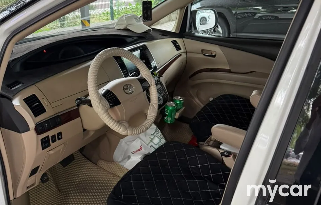 Toyota Previa 2019