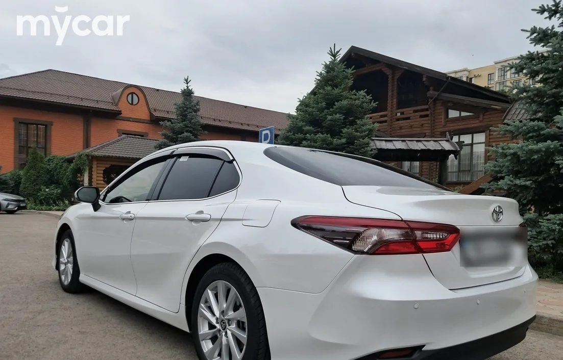 Toyota Camry 2023