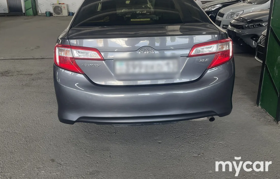 Toyota Camry 2012