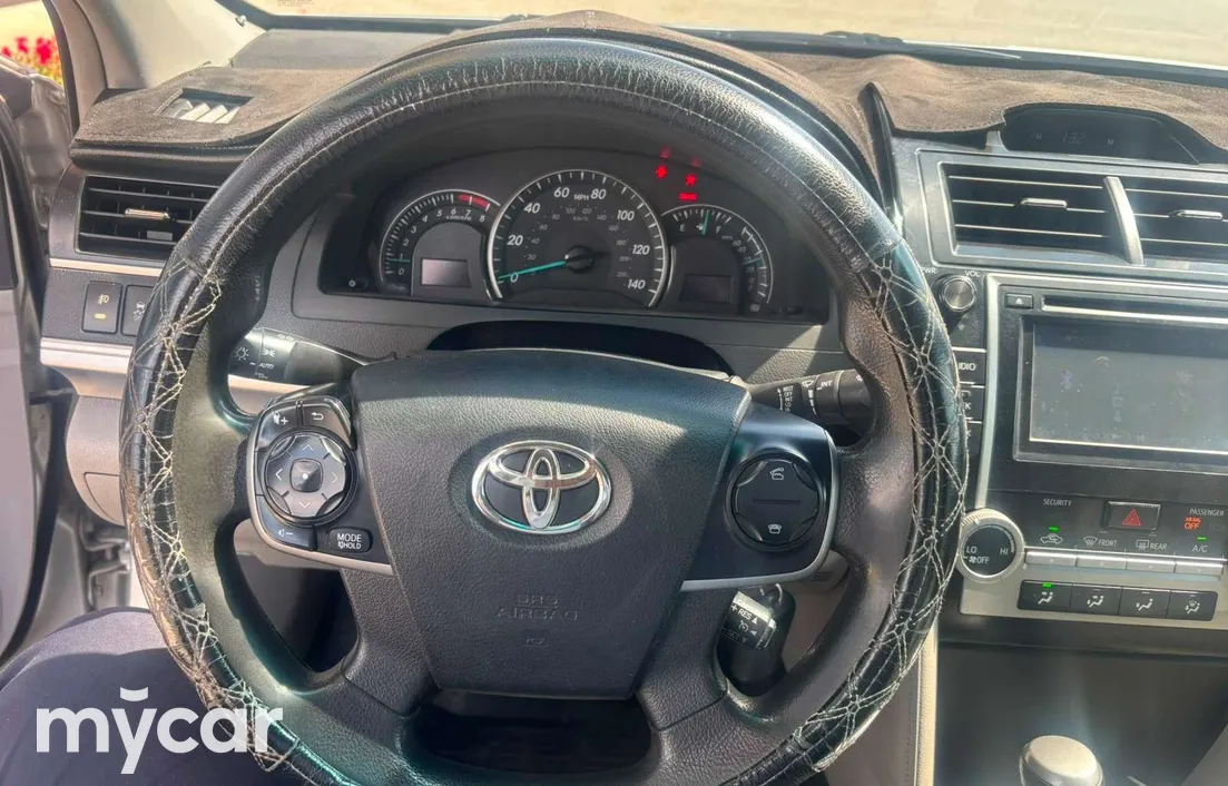 Toyota Camry 2012
