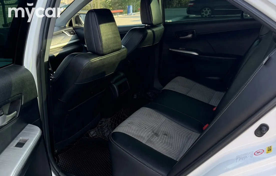 Toyota Camry 2012