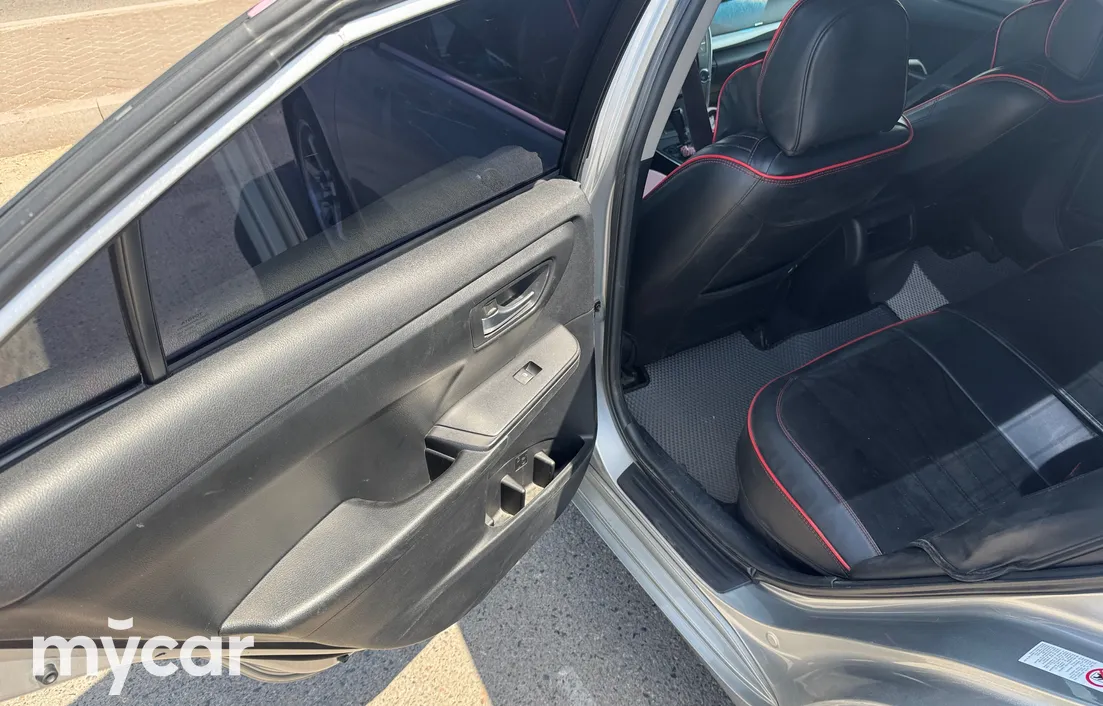 Toyota Camry 2015