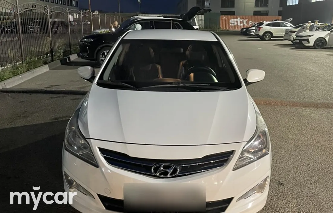 Hyundai Accent 2014
