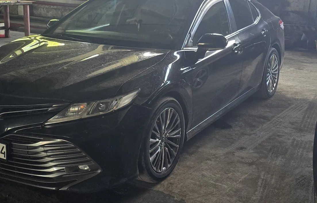 Toyota Camry 2018