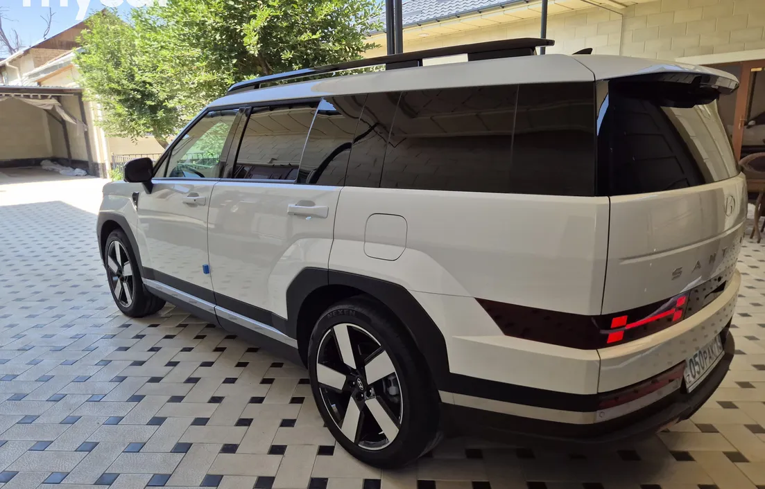 Hyundai Santa Fe 2025