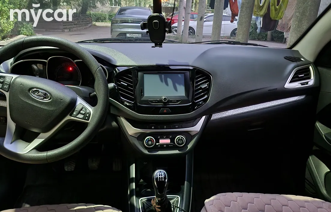 LADA Vesta 2019