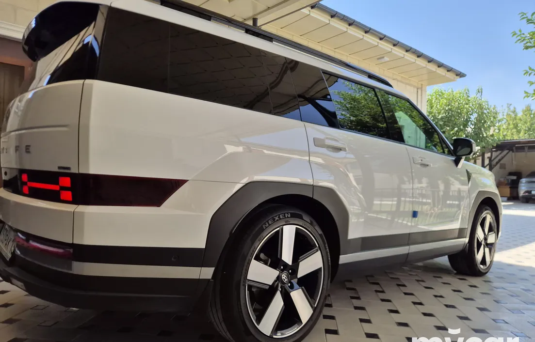 Hyundai Santa Fe 2025