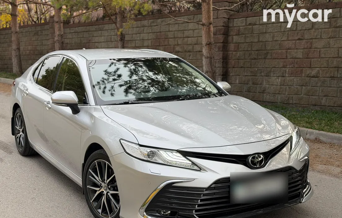 Toyota Camry 2023
