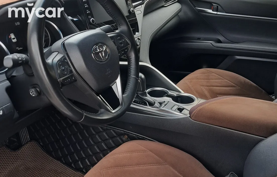 Toyota Camry 2023