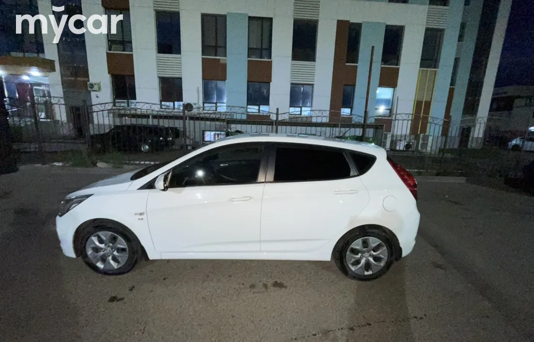 Hyundai Accent 2014