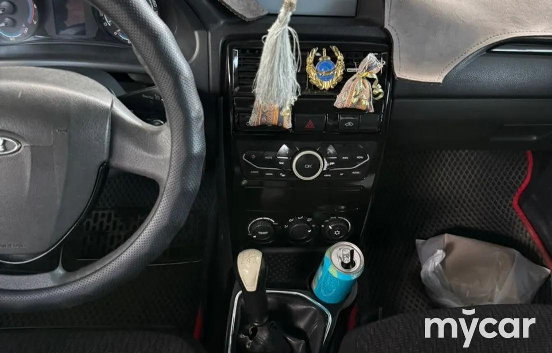 LADA Priora 2014