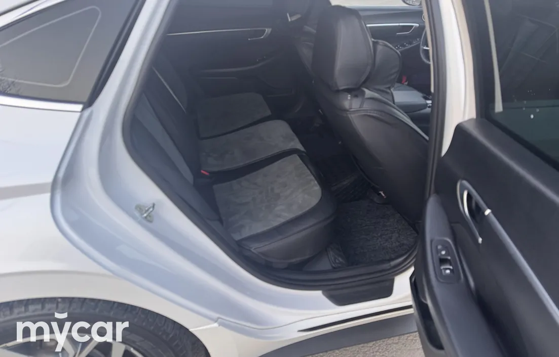 Hyundai Sonata 2020
