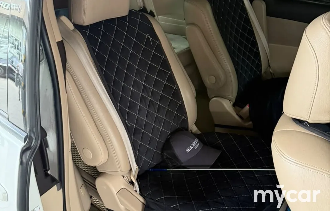 Toyota Previa 2019
