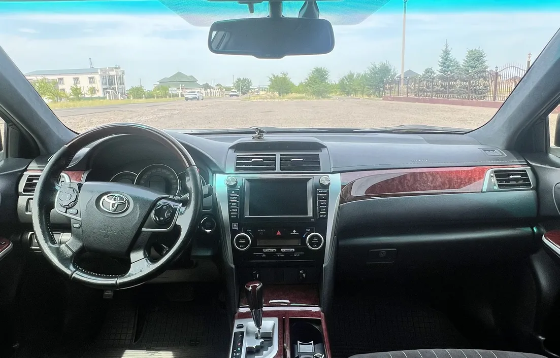 Toyota Camry 2012