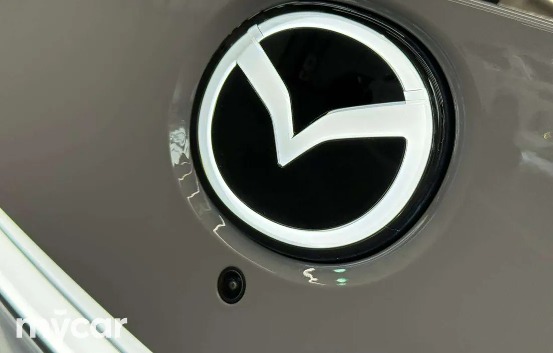 Mazda EZ-60 2025
