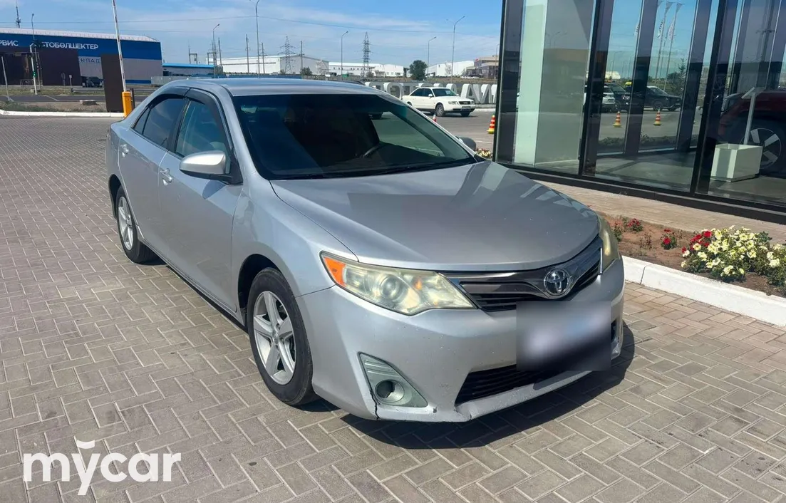 Toyota Camry 2012