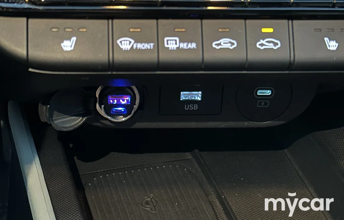 Hyundai Elantra 2024