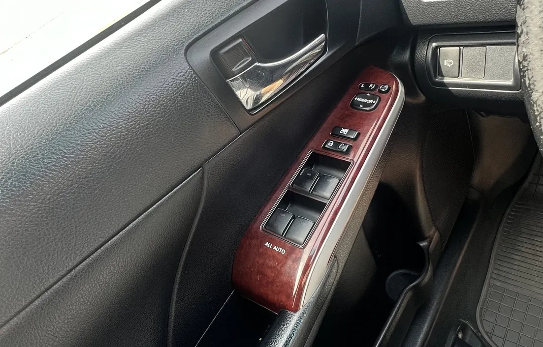 Toyota Camry 2012