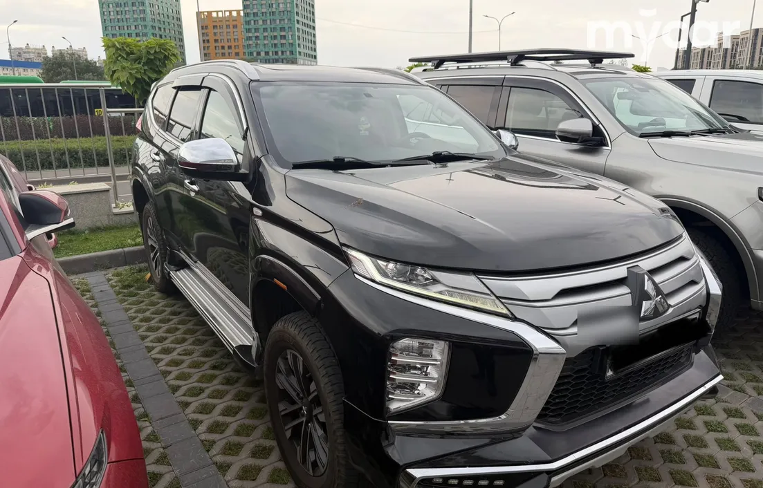 Mitsubishi Montero Sport 2022