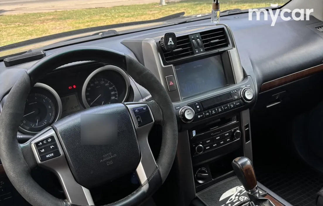 Toyota Land Cruiser Prado 2012