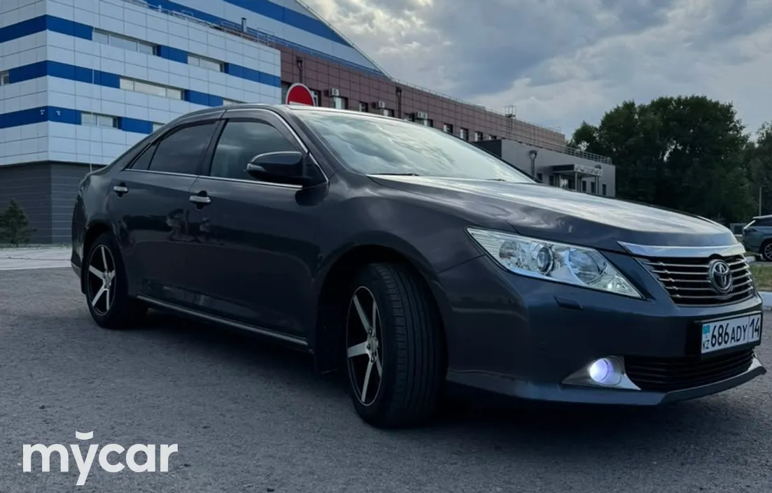 Toyota Camry 2012