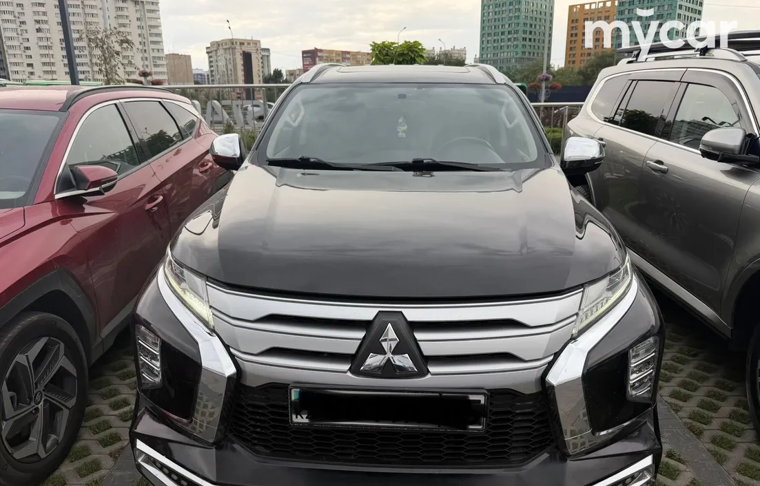 Mitsubishi Montero Sport 2022