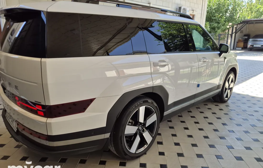 Hyundai Santa Fe 2025