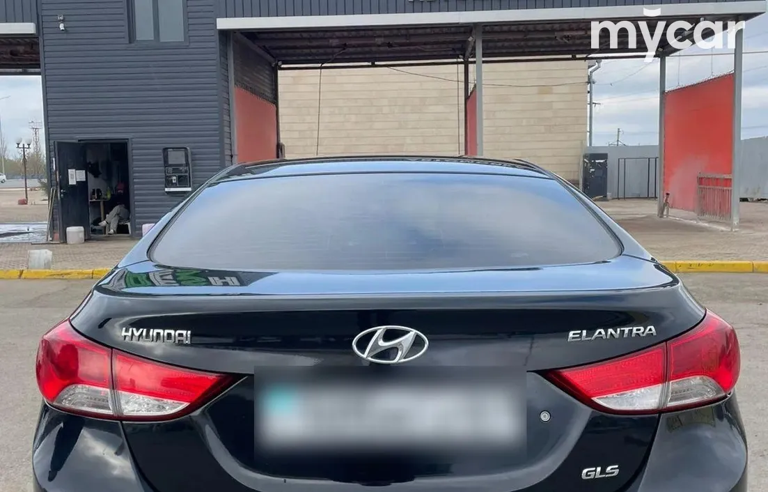 Hyundai Elantra 2013