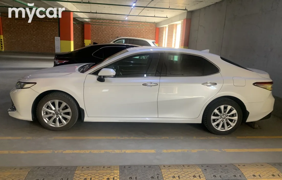 Toyota Camry 2020